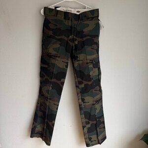 Dickies Men’s Slim Fit Cargo Pants 30x30 – New With Tags (NWT)